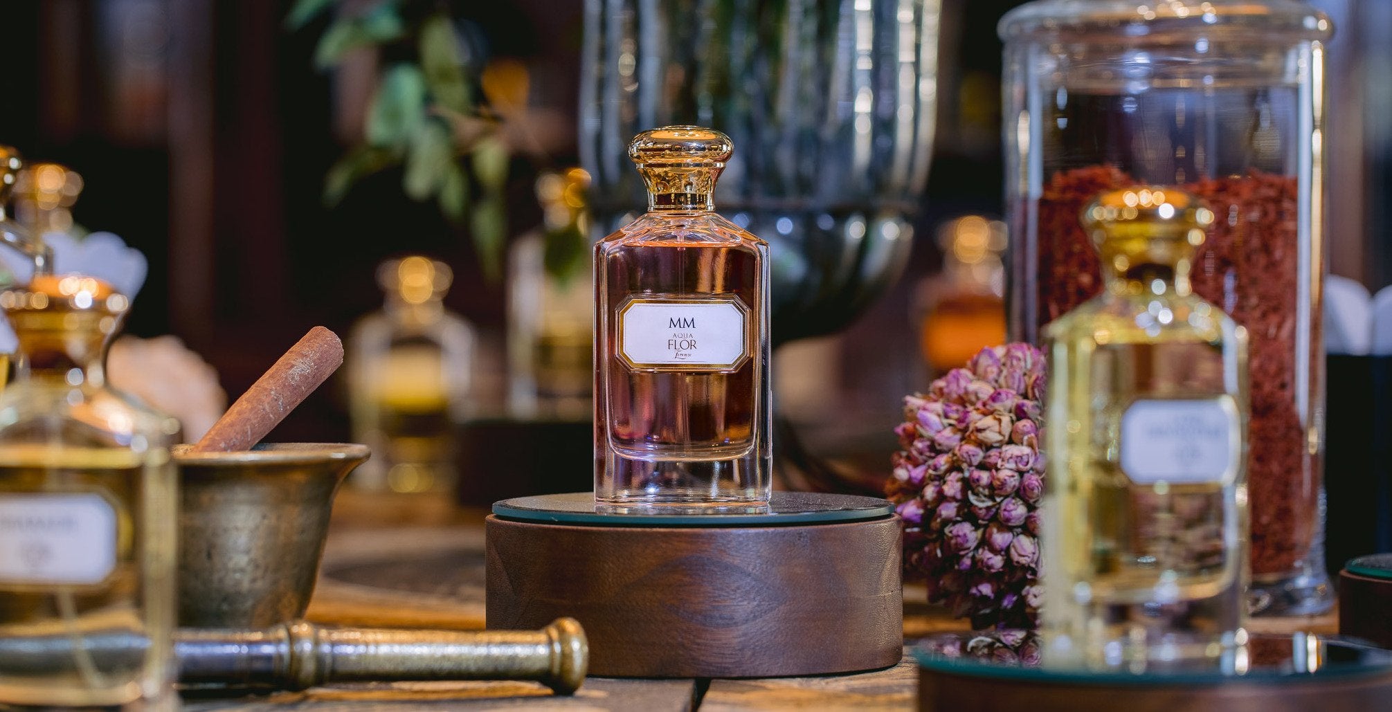 AENIGMA AQUA FLOR 香水 AENIGMA AQUA FLOR 香水 White Musk Perfume | Aenigma